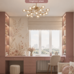 Chambre d'enfant décorée avec des papiers peints colorés et créatifs.