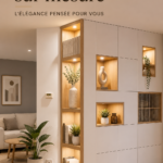 Une belle bibliothèque sur mesure en bois dans un salon moderne.