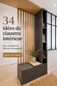 Un intérieur moderne avec des claustras en bois décoratifs séparant les espaces.