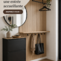 Un hall d'entrée chaleureux avec des éléments décoratifs modernes.