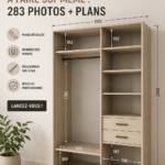 Un placard à portes coulissantes moderne dans une chambre bien décorée