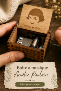 Boîte à musique Amélie Poulain délicatement décorée, évoquant la magie du film.