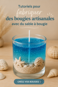 Bougies créatives faites maison avec du sable coloré, décorant une table