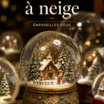 Boules à neige décoratives pour un Noël chaleureux dans un salon bien aménagé.