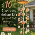Carillons DIY colorés en matériaux recyclés dans un jardin