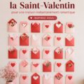 Décoration romantique avec des bougies et des fleurs pour la Saint-Valentin