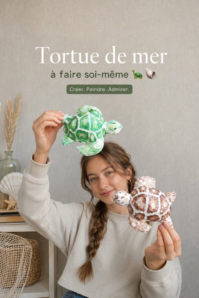 Une tortue de mer artisanale dans un décor intérieur chaleureux, illustrant un projet DIY réussi.